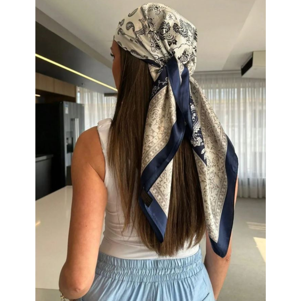1PC Women Blue And White Paisley Printed Bandana Square Towel, Women Satin Square Silk Feeling Hair Scarf Wrap Headscarf