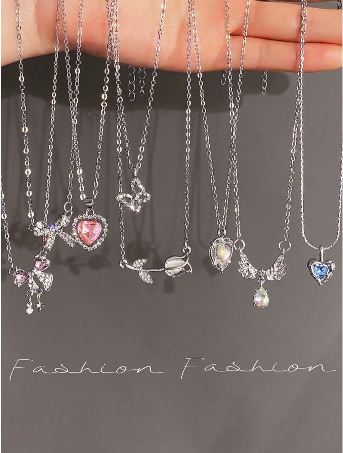 5-8pcs/Set Y2K Fashion Crystal Heart, Butterfly, Tulip, Bow Pendant Necklace Set, Shiny Jewelry Gift For Women