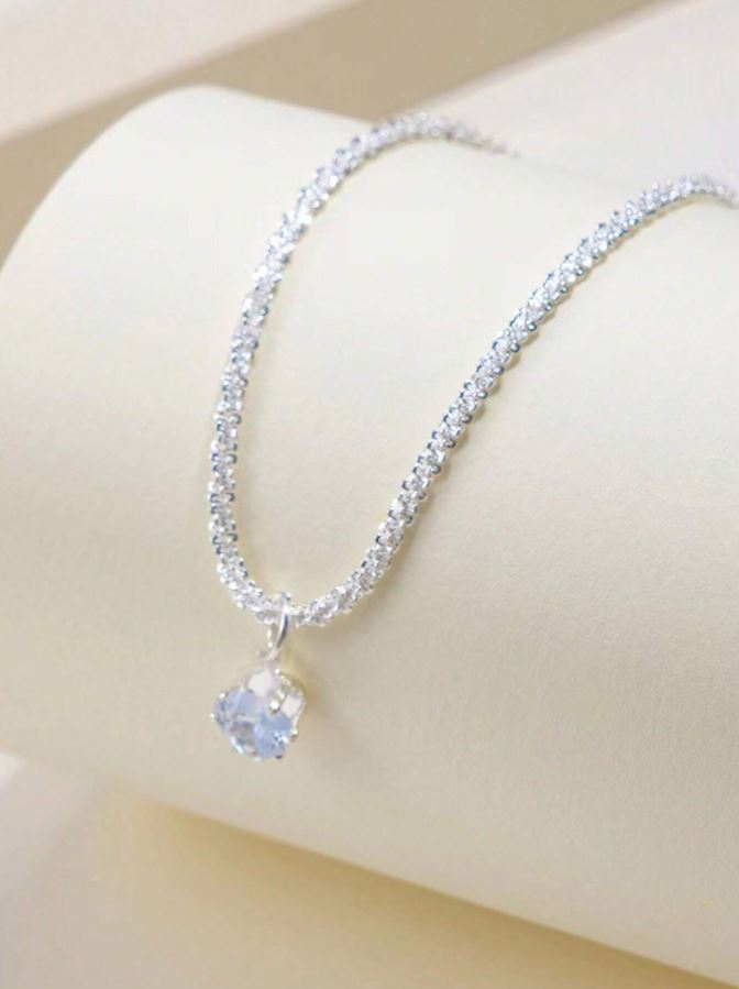 1pc Silver Single Diamond Small Pendant, Fashionable Copper Lock Clavicle Chain, High-Grade Short Necklace
