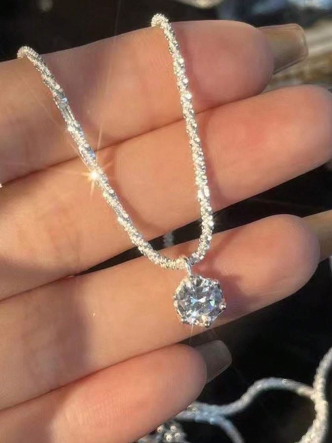1pc Silver Single Diamond Small Pendant, Fashionable Copper Lock Clavicle Chain, High-Grade Short Necklace